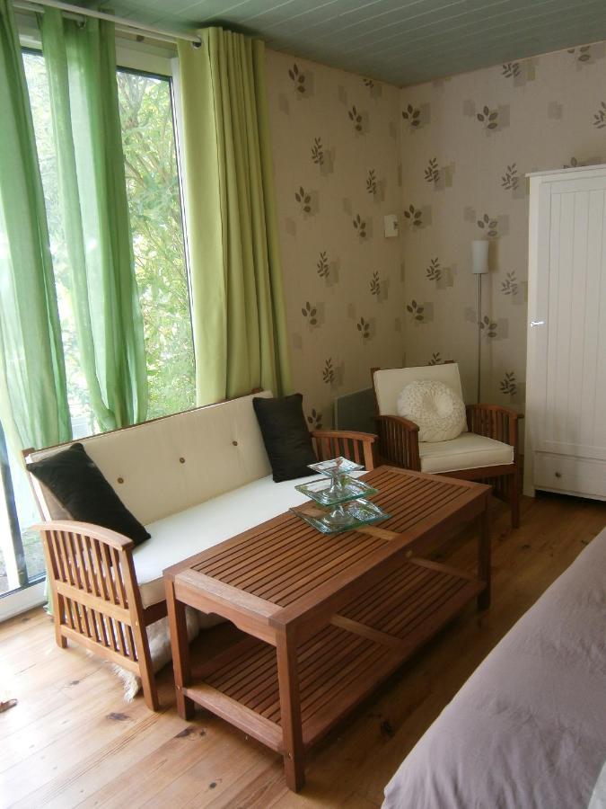 Aux Sources De L'Ancre Bed & Breakfast Miraumont Exterior photo
