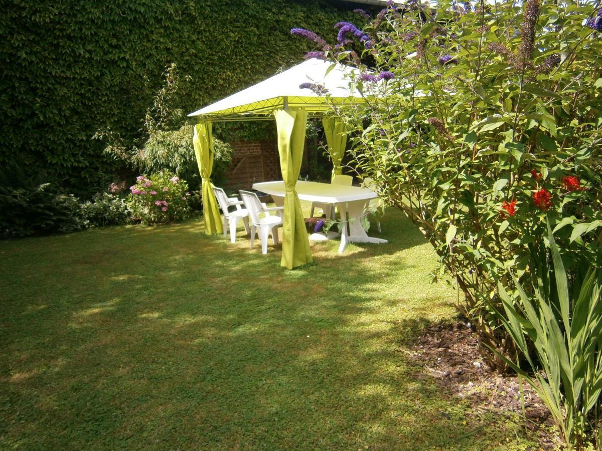Aux Sources De L'Ancre Bed & Breakfast Miraumont Exterior photo